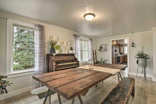 Authentic Dairy Farm Retreat In Amish Country