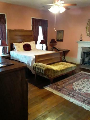 Hall Place B&B