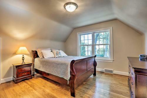 Charming Chevy Chase Home About 1 Mile To Uk Stadium