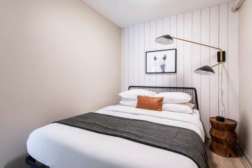Apartamento Abode Vue At 3rd 1-bedroom Loft Style Suite