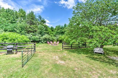 Bucolic Cottage With Fire Pit, 2 Mi To Marina!