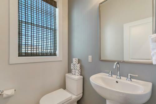 Bienville Villas: Brand New 4br