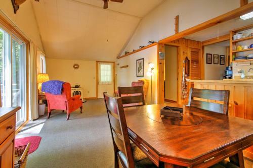 Charming Casco Cottage On Lake With Private Dock!