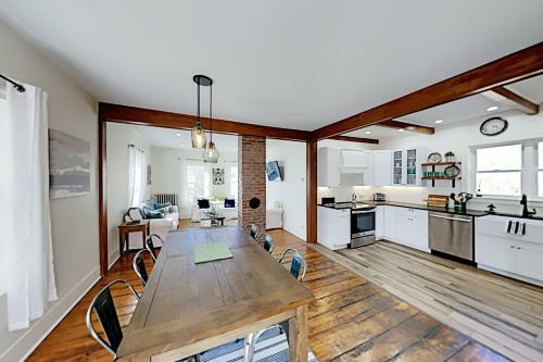Exceptional Vacation Home In Boothbay Harbor Home