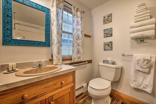 Apartamento Lincolnville Studio With Ocean-view Balcony!