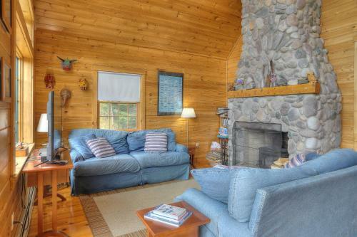 Reid By Morton & Furbish