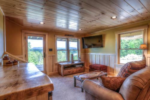 Home Away From Home By Morton & Furbish