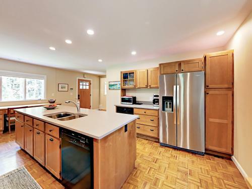 75 Mckown Point Road Home