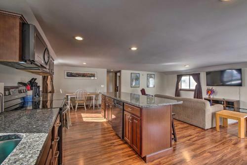 Renovated Southwest Harbor Cottage On A Dock!