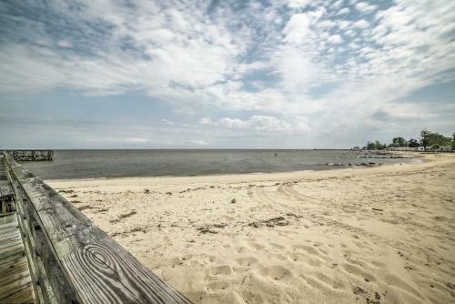 Apartamento Chesapeake Beach Apt Walk To Bay, Beach And Marina!