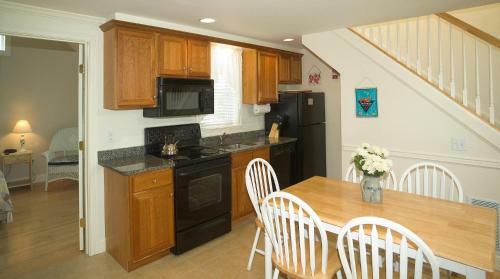 Owls Head Cottage At One Long Beach