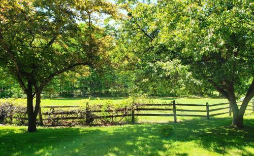 Windabrook Farm & Lodge Close Enuff & Far Enuff From Everything