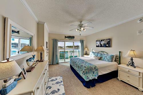 Apartamento Bayfront Condo With Pool & Balcony - Walk To Beach Condo