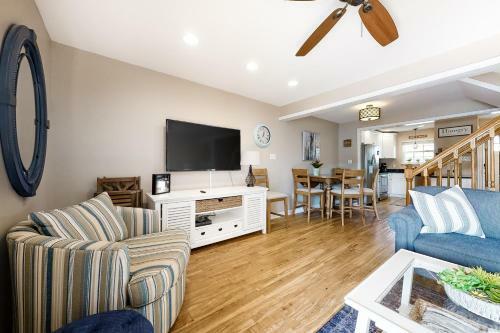 Bayfront Beauty At Mallard Landing