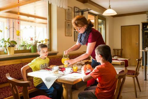 Hostal Haus Martin - Schneeberger