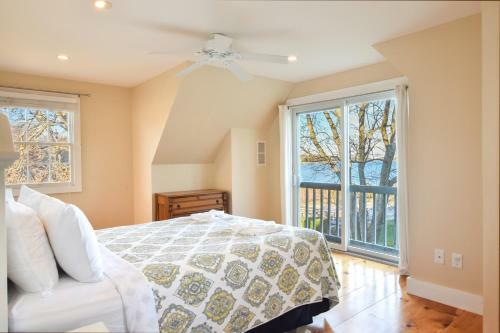 446 Waterfront Fun Awaits In This Huge Family Estate