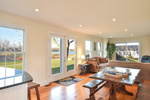 446 Waterfront Fun Awaits In This Huge Family Estate