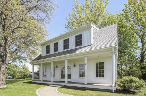 446c - Newly And Beautifully Updated, Spacious, Steps From The Water!