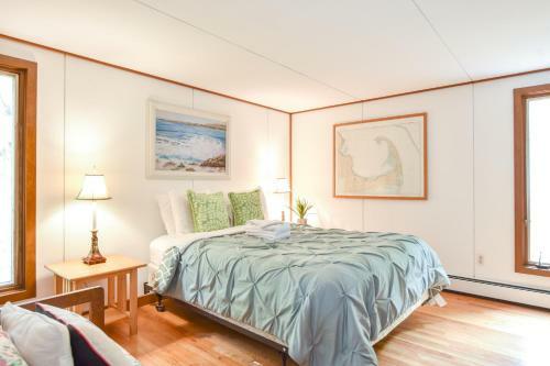 201 Central Yet Secluded Location Architectural Modern Home 5 Mins To Beach