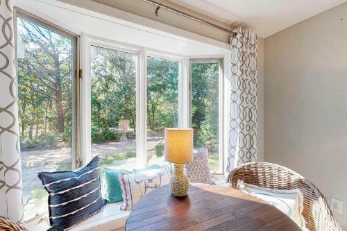 3 Bed 2 Bath Vacation Home In West Tisbury