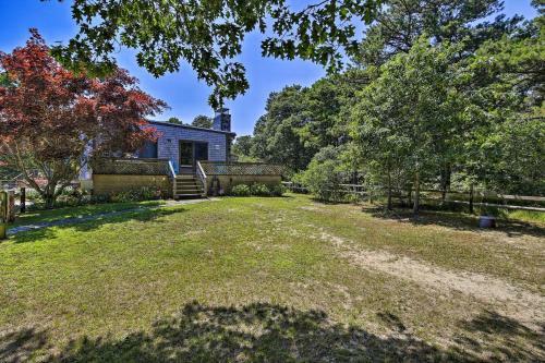 Darling Wellfleet Cottage Walk To Chipmans Cove!
