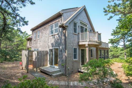 311 Modern Architectural With Ocean Views And Five Decks On Lt Island