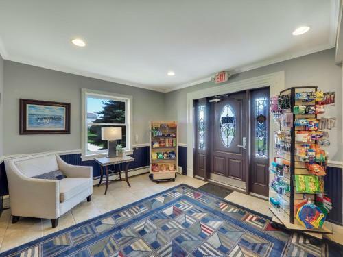 212 Water Street Inn