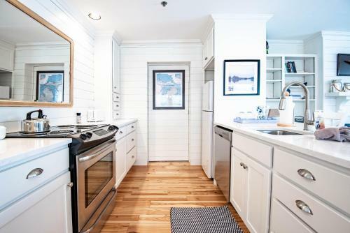 115 Water Street Inn