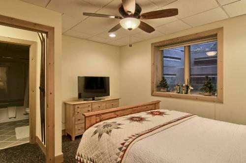 662 Disciples Village Condo