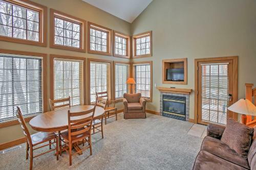 Boyne Falls Townhome With Forest Views-walk To Lifts!