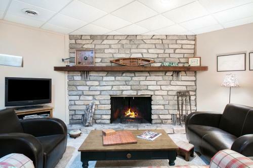 Birchwood: Enchanting Lake Michigan View