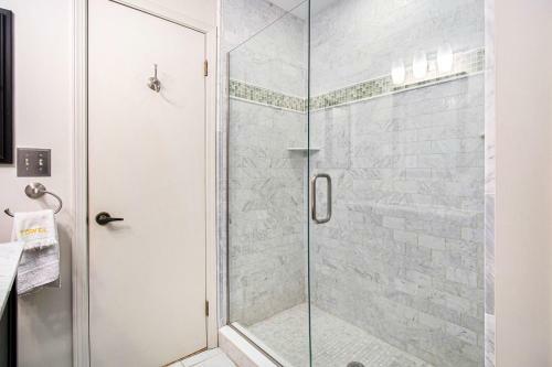 Birchwood: Enchanting Lake Michigan View