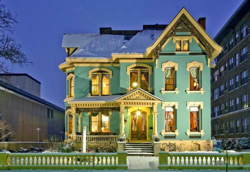 Hotel Kalamazoo House