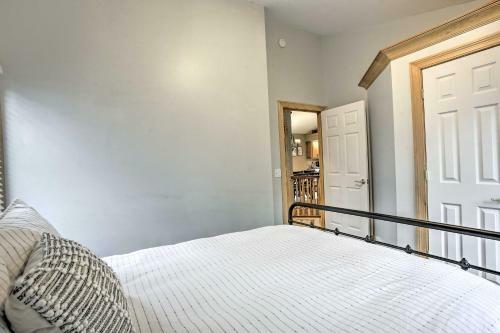 Cozy Traverse City Home With Deck, 9 Mi To Dtwn