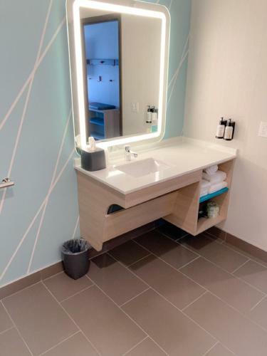 Avid Hotels - Zeeland, An Ihg Hotel