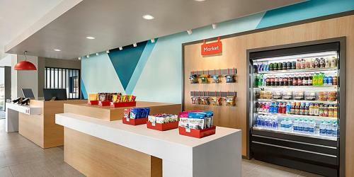 Avid Hotels - Detroit - Warren, An Ihg Hotel