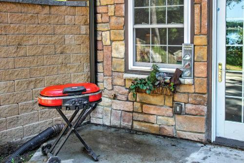 Apartamento Lakefront Deer River Apt With Dock, Fire Pit And Patio!