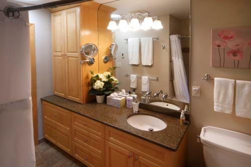 Apartamento Remodeled Apt - 8 Mi To Downtown Minneapolis!