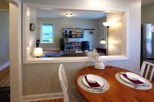 Apartamento Remodeled Apt - 8 Mi To Downtown Minneapolis!