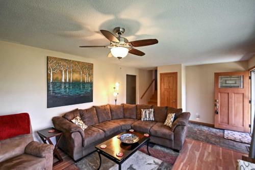 Quaint Duluth Hideaway With Private Fenced-in Yard!