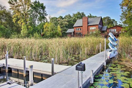 Lakefront Cabin In Pequot Lakes With Private Dock!