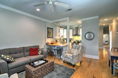 Bay St Louis Cottage - Harbor Half Mi, Beach 1 Mi!