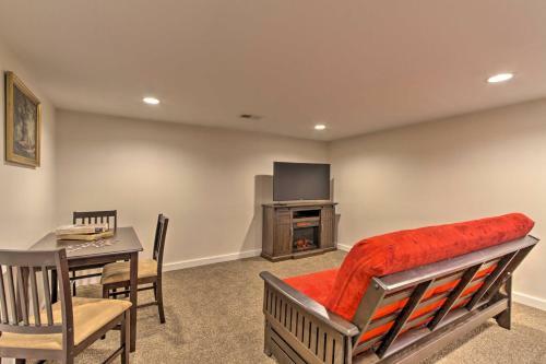Rochester Home With Deck, 5 Min To Mayo Clinic!