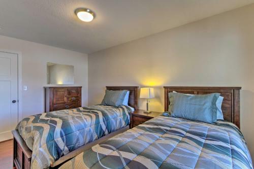 Rochester Home With Deck, 5 Min To Mayo Clinic!