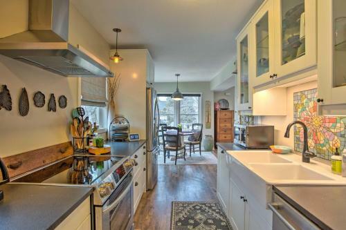 Charming Home With Patio, Next To Lake Waconia!
