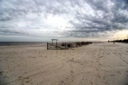 Apartamento Sleek Gulfport Condo With Ocean Views And Pool Access!