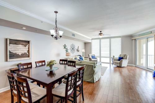 Apartamento Sleek Gulfport Condo With Ocean Views And Pool Access!