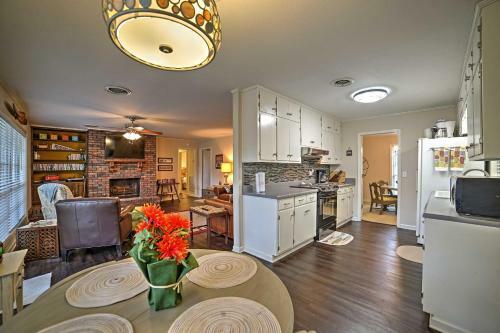 Charming Starkville House With Yard - 2 Mi To Msu!