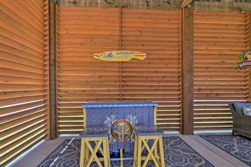 Bright Pass Christian Beach Home - Walk To Beach!