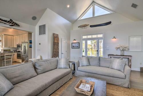 Spacious Pass Christian Home With Pool And Boat Launch
